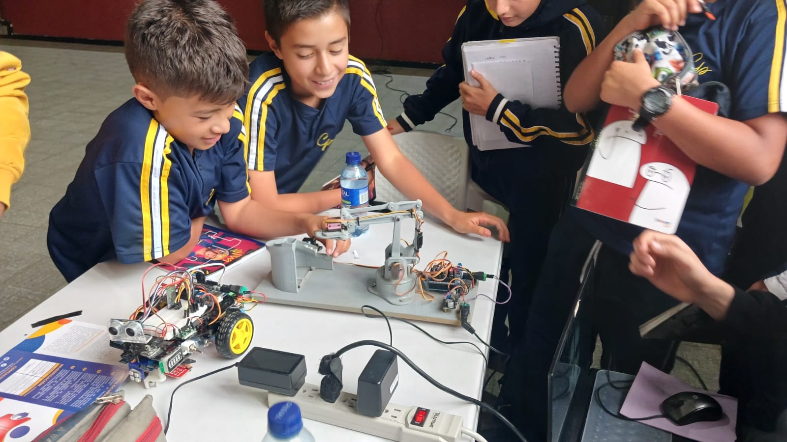 Muestra de Robótica UPTC